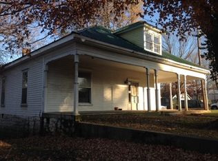 443 Cherry St, Russellville, KY 42276