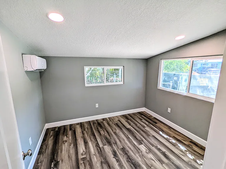2215 King Richard Rd — Photo 9