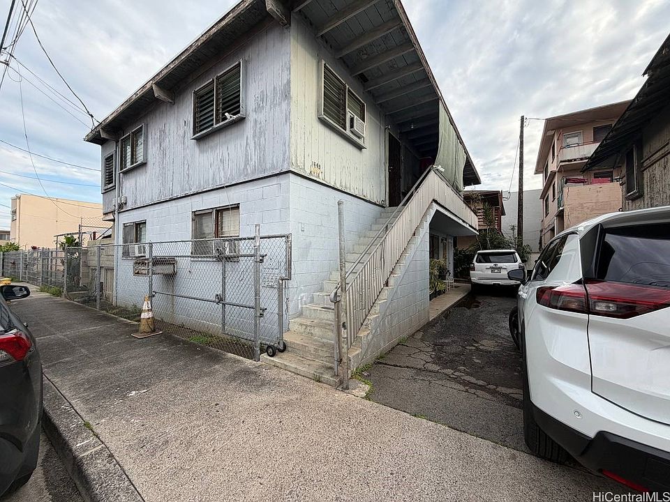 1st image of 1649 Democrat St