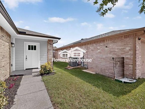 4th image of 2616 Mountain View Dr