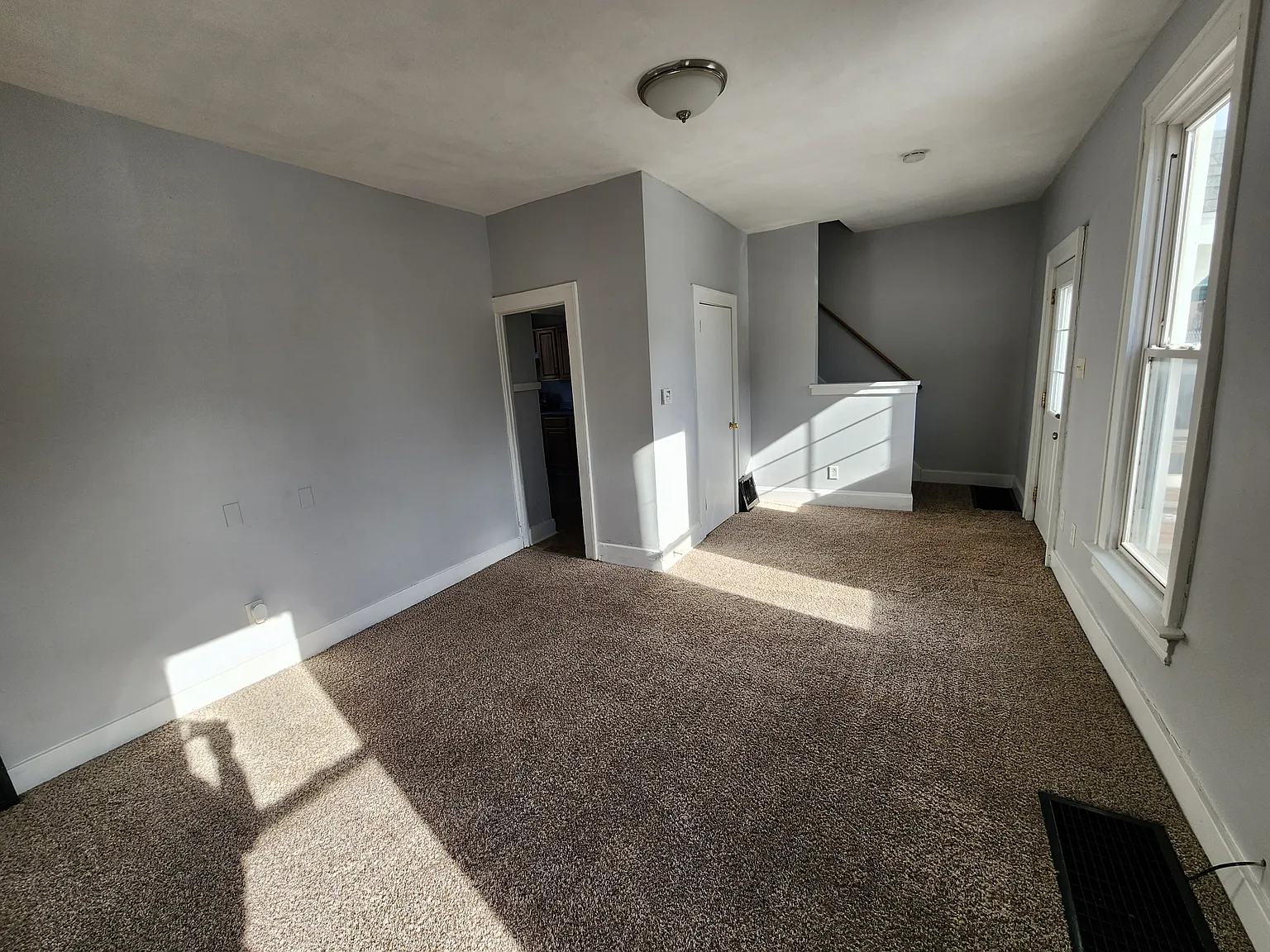 2 bed, 825 sqft, $800 — Photo 2