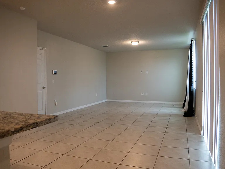 1273 Zambrana Ct — Photo 13
