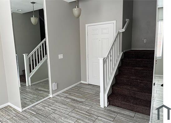 5th image of 7340 Trailside Park Ct