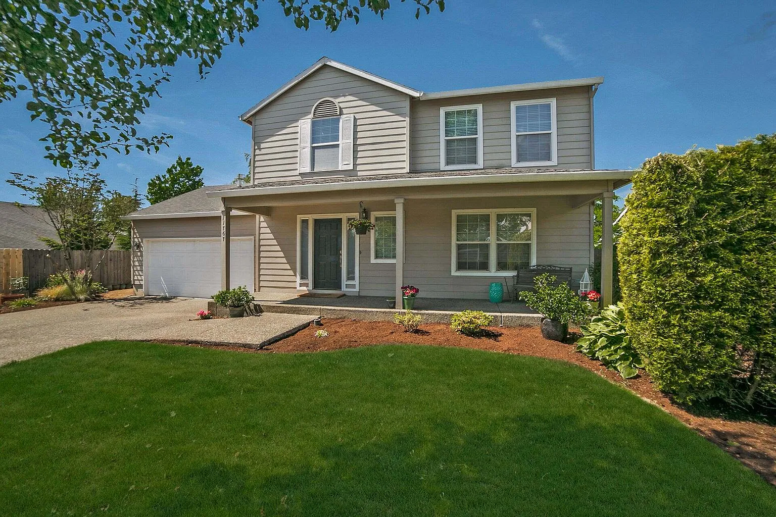 11767 White Ln photo 1