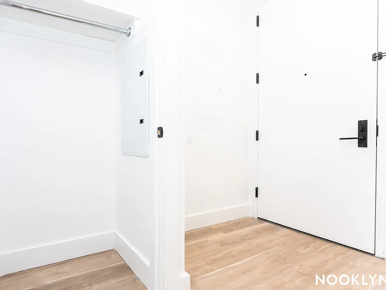 303 Wythe Ave #202 — Photo 25