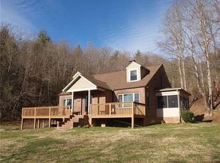 1826 Riverside Dr, Lenoir, NC 28645