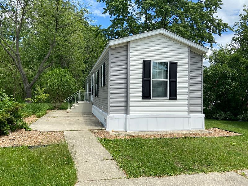 1st image of 159 Dogwood Dr