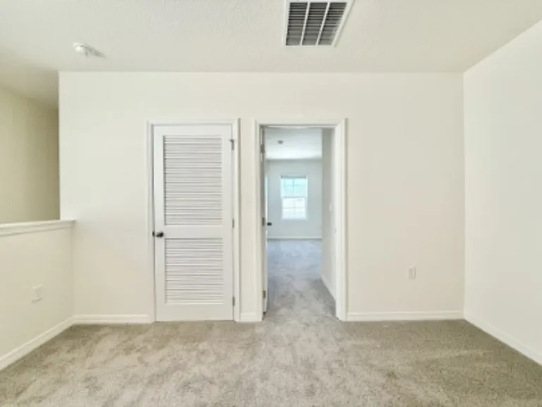 1374 Holodak Dr — Photo 19