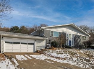 44 Valley View Dr, Endicott, NY
