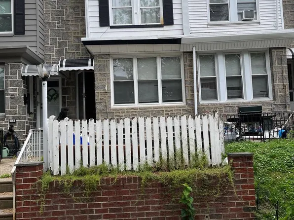 4157 Barnett St, Philadelphia, PA 19135