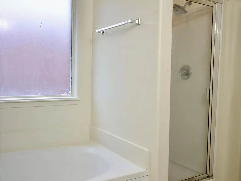 14411 Avery Brooke Ln — Photo 18