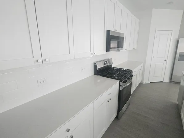 8318 Amber Smt, Angleton, TX 77515