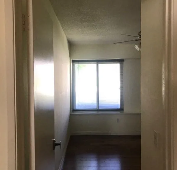 928 Jefferson St — Photo 9