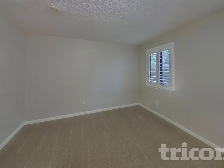 6656 Alisma Ln — Photo 14