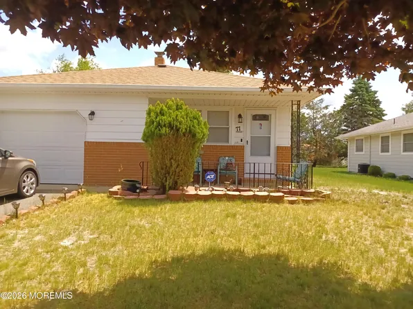 77 Puerto Vallarta Street, Toms River, NJ 08757