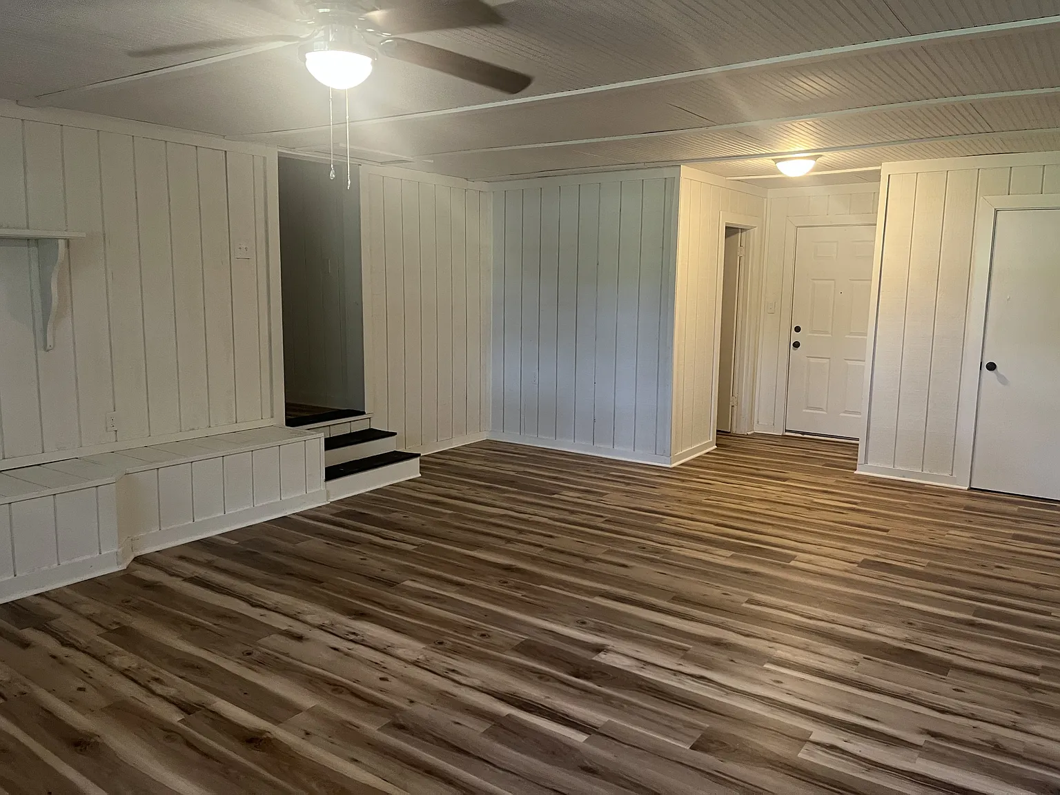 142 Hamaker Street Southwest - 1 — Photo 3