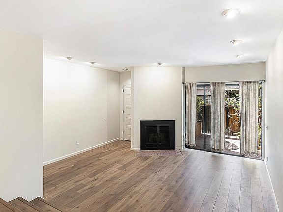 4th image of 2216 S Bentley Ave APT 10