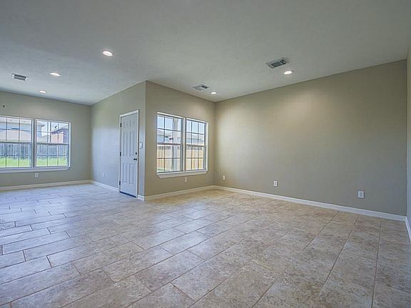 4th image of 14943 Hidalgo Valley Ln