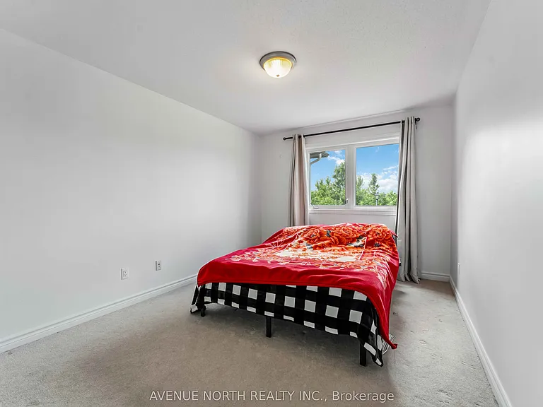 413 Boisdale Walk — Photo 31