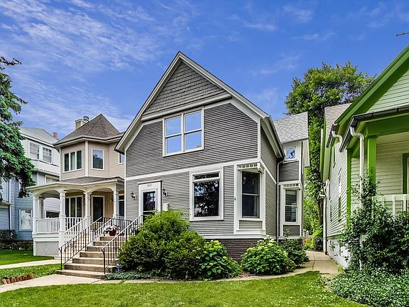 2nd image of 1813 Ashland Ave