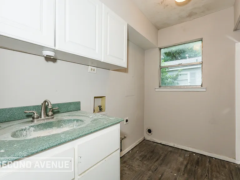 533 Lee St — Photo 13