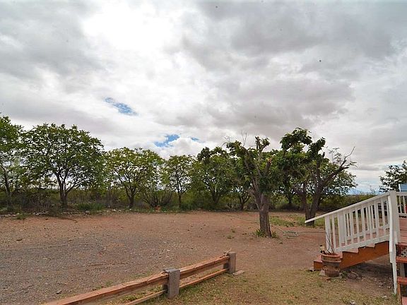 2nd image of 5 Jody Lee Dr