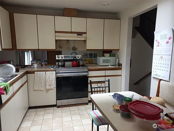 5th image of 18231 44th Avenue W