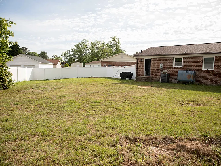 7 Lake Forest Ct — Photo 18