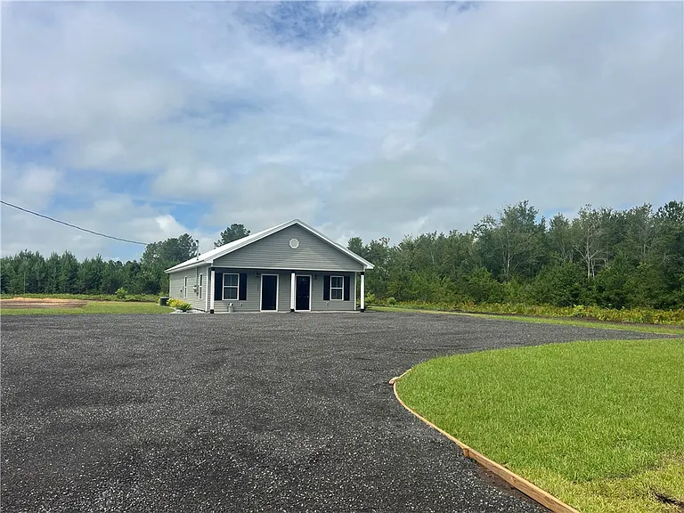 1518 Swamp Rd SE — Photo 3