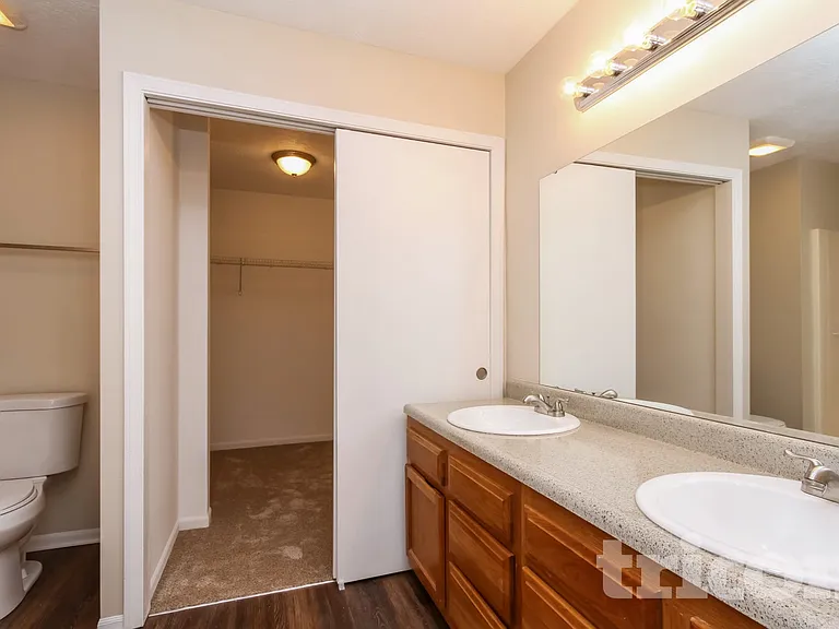 5926 Bowie Ln — Photo 9