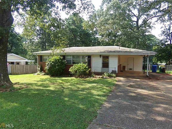 2nd image of 5581 Skyland Dr