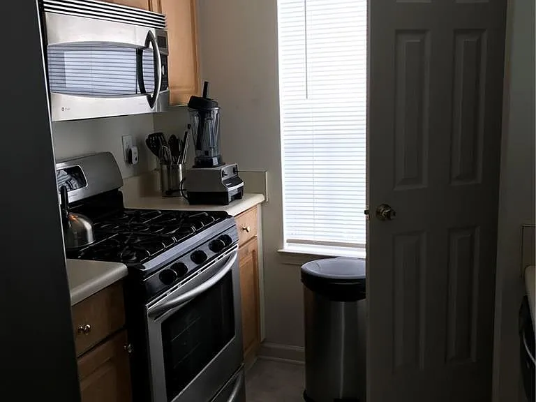 3753 Mays Xing SW — Photo 4