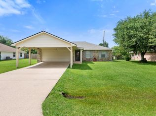 116 N Tammye Ln, Madisonville, TX 77864