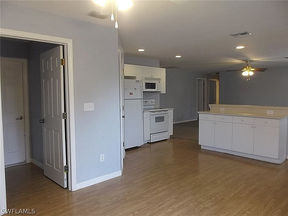 4th image of 3313 19th St W