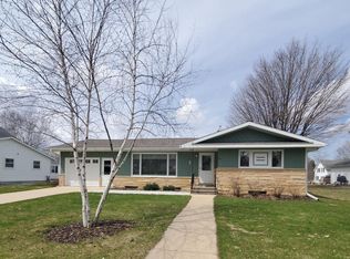 445 1st Ave SE, Harmony, MN 55939