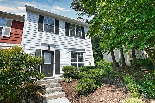 108 Wedgewood Way Photo 1