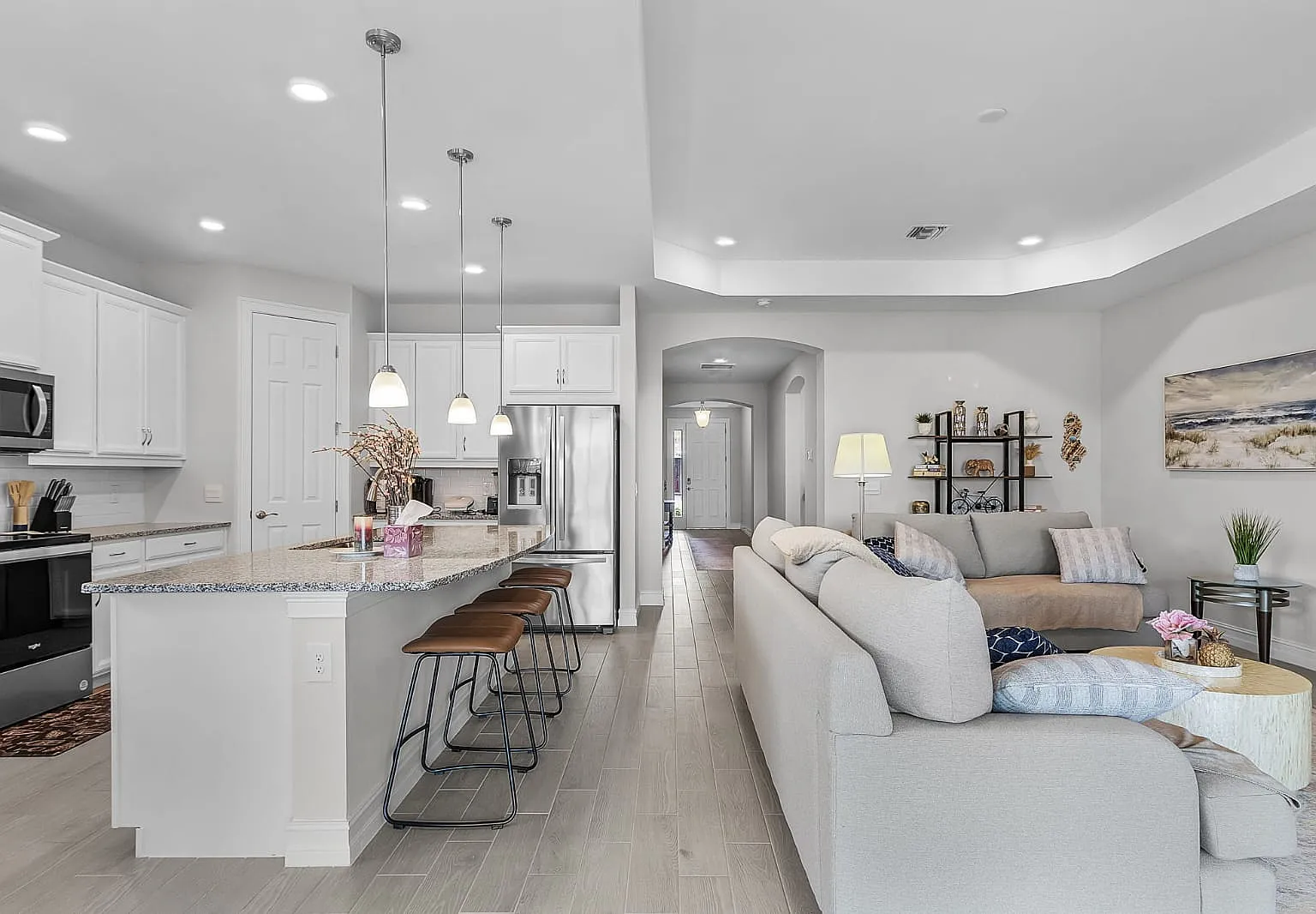4 bed, 2.5 bath, 3138 sqft, $3,500 — Photo 3