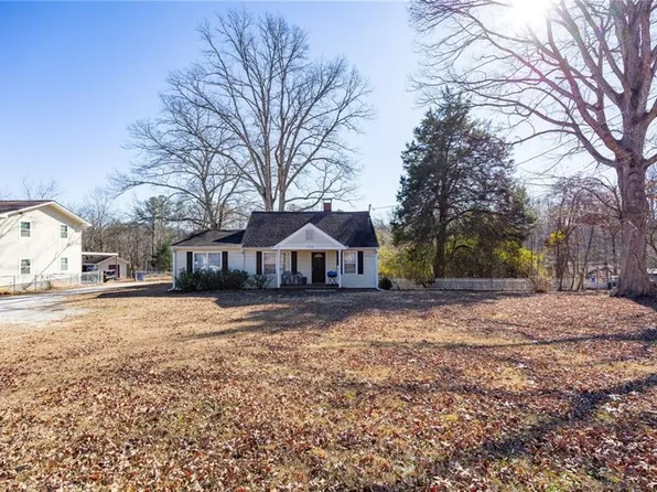2790 Mount Vernon Rd, Lithia Springs, GA 30122