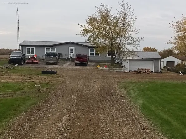 5100 Walker Rd, Carsonville, MI 48419