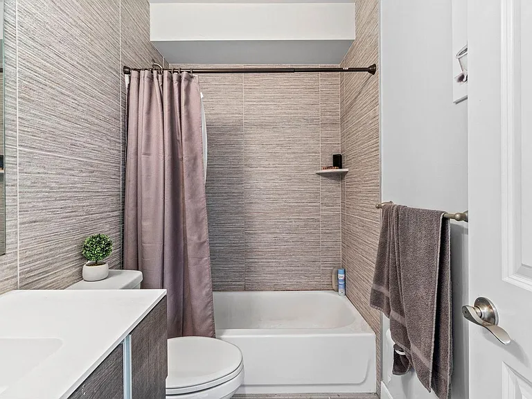 418 Fairmount Ave — Photo 39