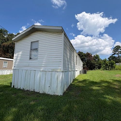 1st image of 139 English Ln
