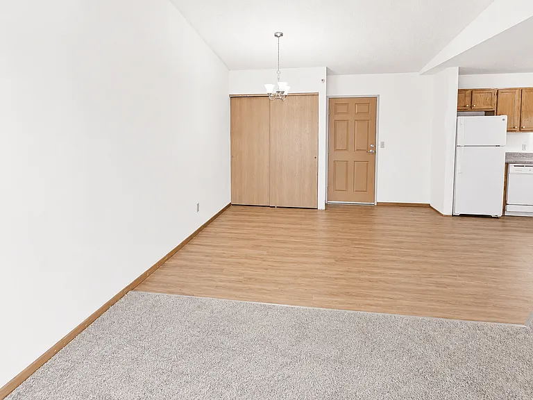 Tralee Terrace Apartments — Photo 35