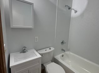 724 Walnut St #4, Erie, PA 16502