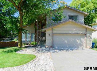 11920 Gow Ln, Bellevue, NE 68123