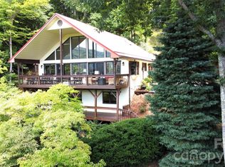 509 Deer Creek Trl, Maggie Valley, NC 28751