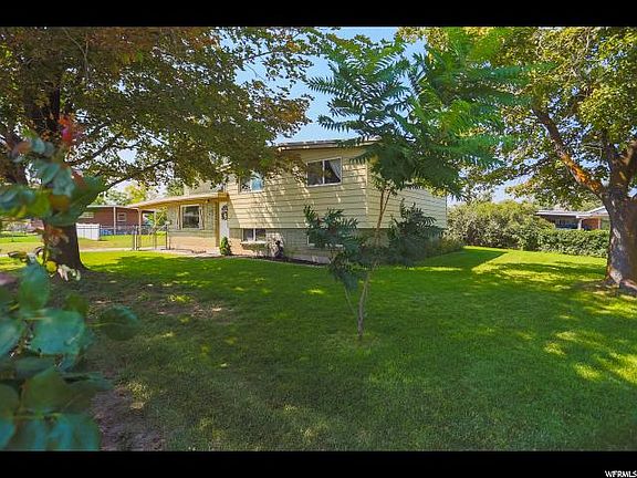 2nd image of 9130 S Greenwood Dr