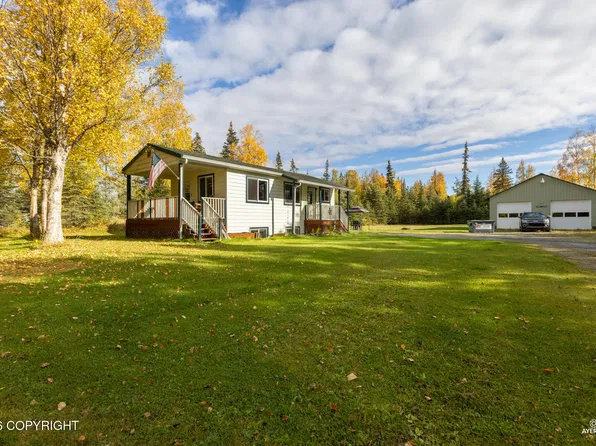 106 Candlelight Dr, Kenai, AK 99611