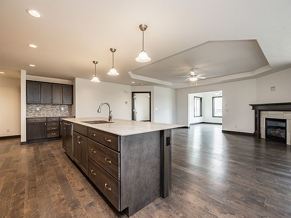 7th image of this home