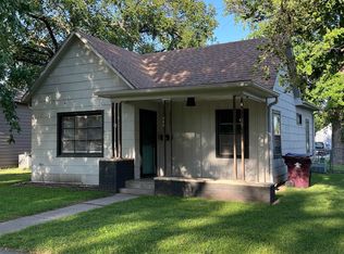 409 S Elm St, McPherson, KS 67460