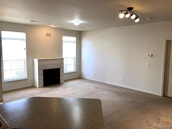 5th image of 18108 Addington Dr #1